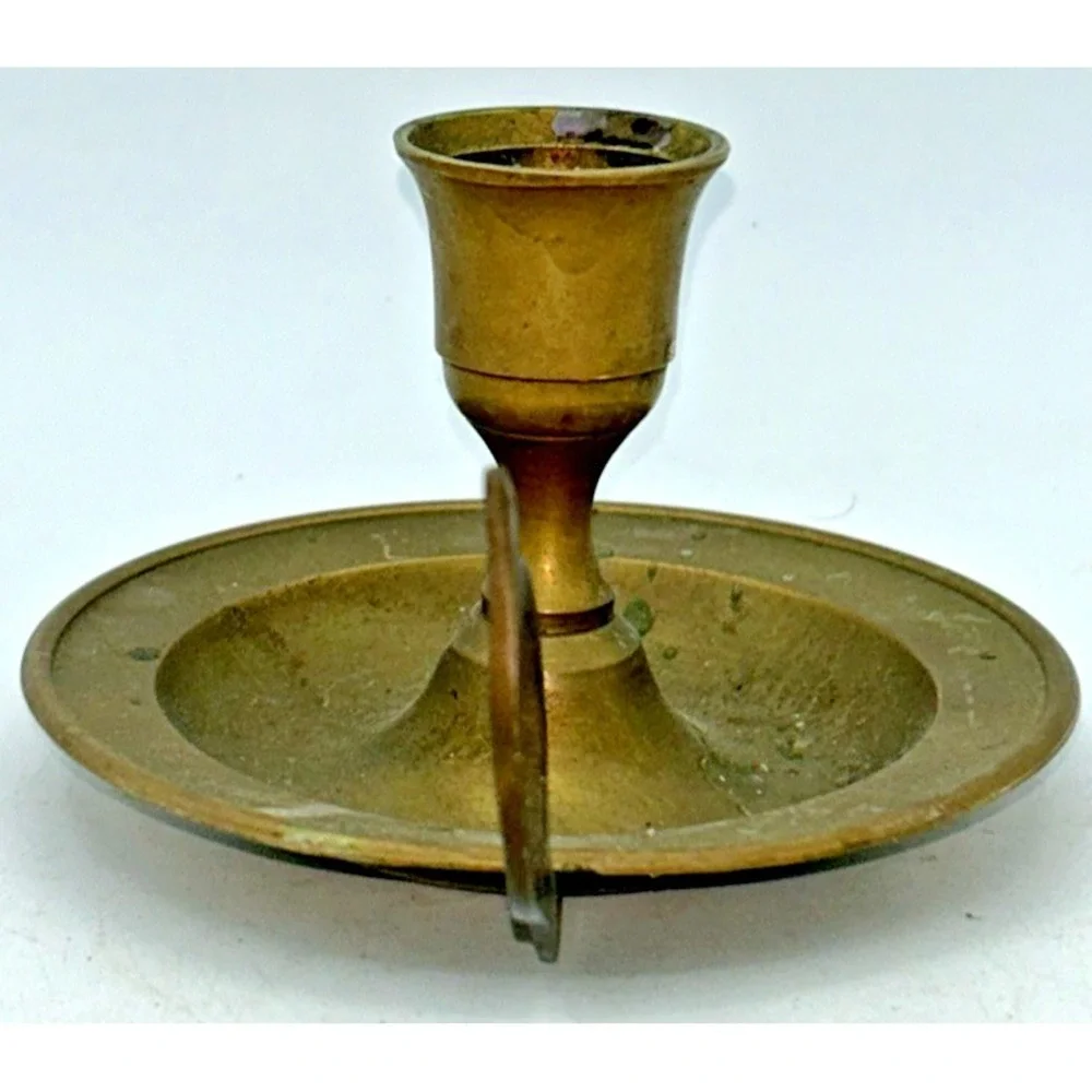 Vintage candle‎ holder brass loop handle, thumb rest, drip tray 5.5